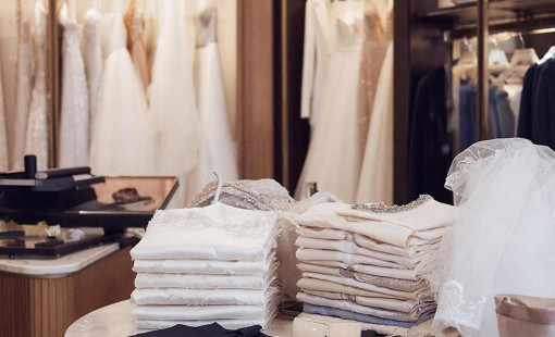 Химчистка: Чистка свадебных платьев, костюмов и вечерних платьев